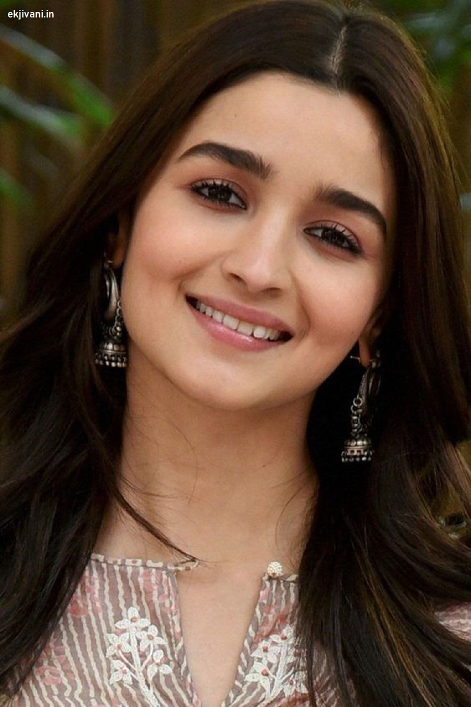 Alia Bhatt Biography in Hindi