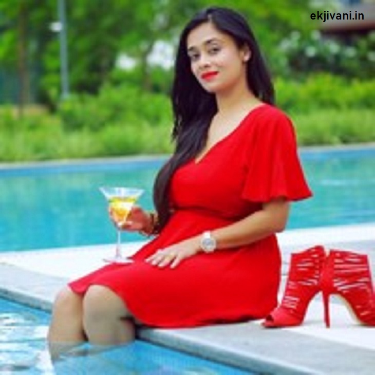 Riya Kodali Biography in Hindi